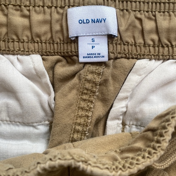 Old Navy Men’s khaki pants size small - Picture 8 of 11